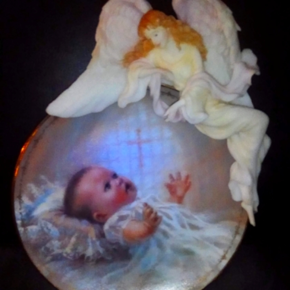 NEW GUARDIAN ANGEL 3 D PLATE BRADFORD EXCHANGE